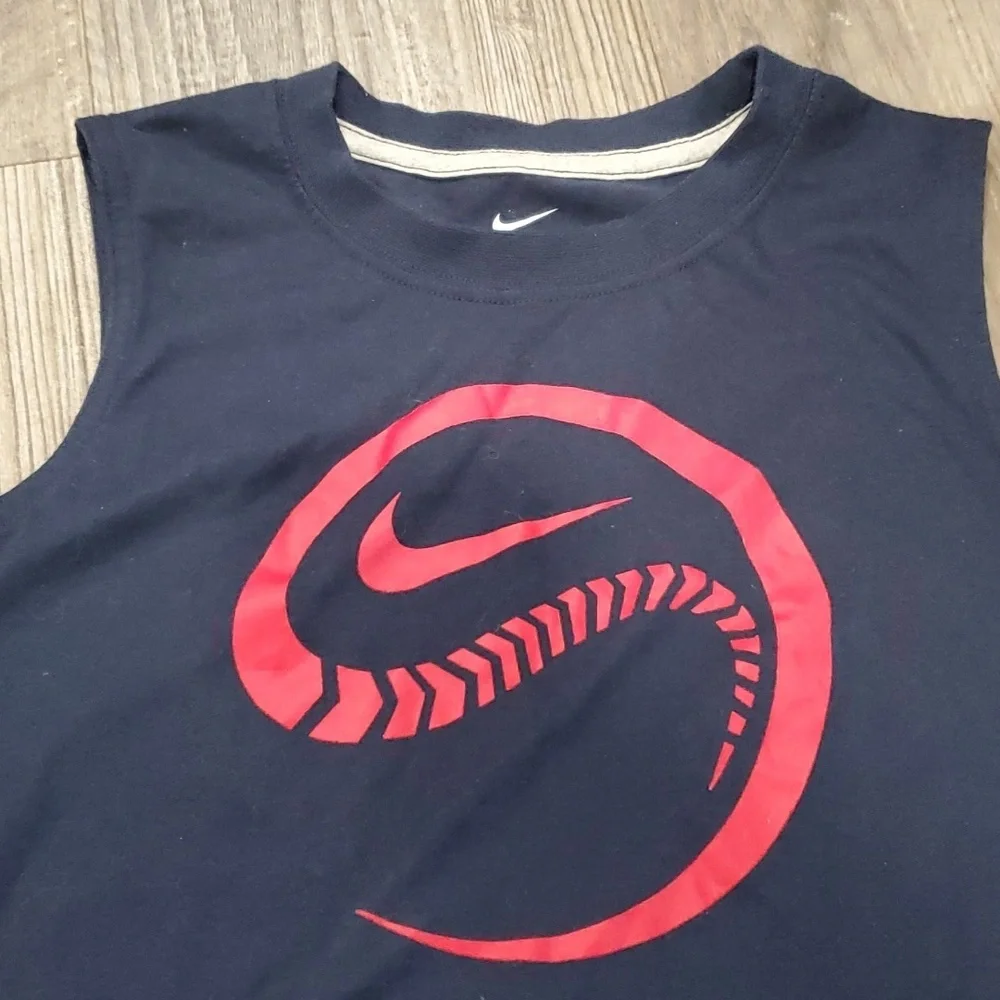 Nike/MLB Geniune Merchandise Indians BaseballTanktop with Matching Shorts Size 6